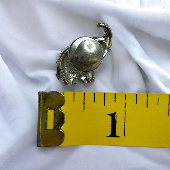 Swarovski Swan Signed Rhodium Plated Crystal Elephant Pin - Picture 3 of 3